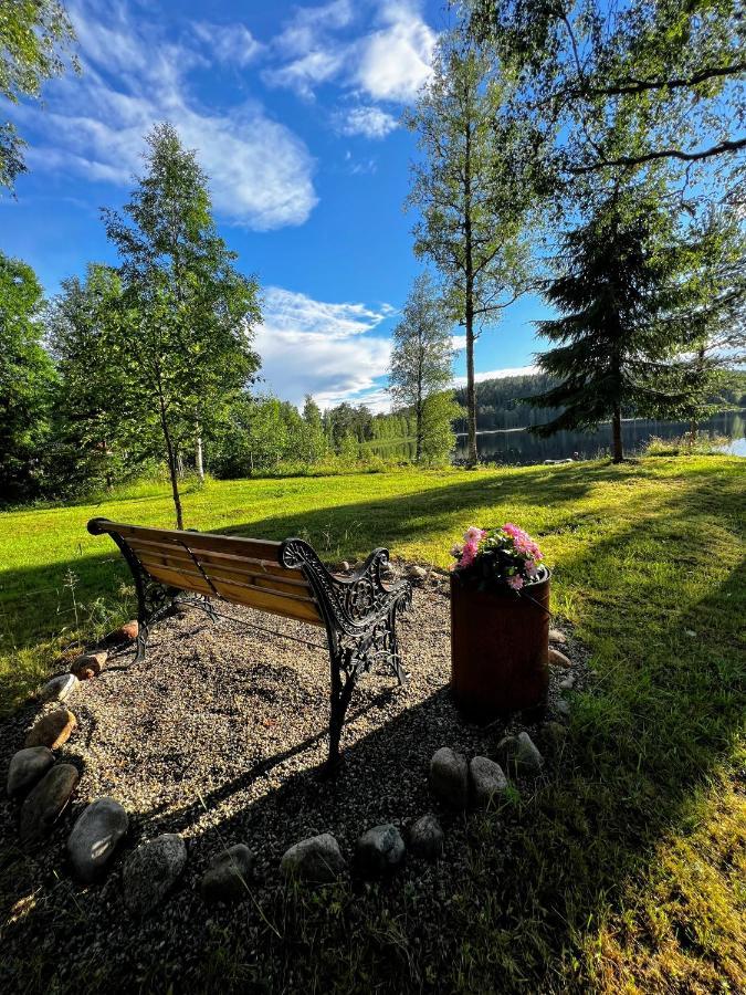 Hotel Saevsjoens Boende Hällefors Zewnętrze zdjęcie